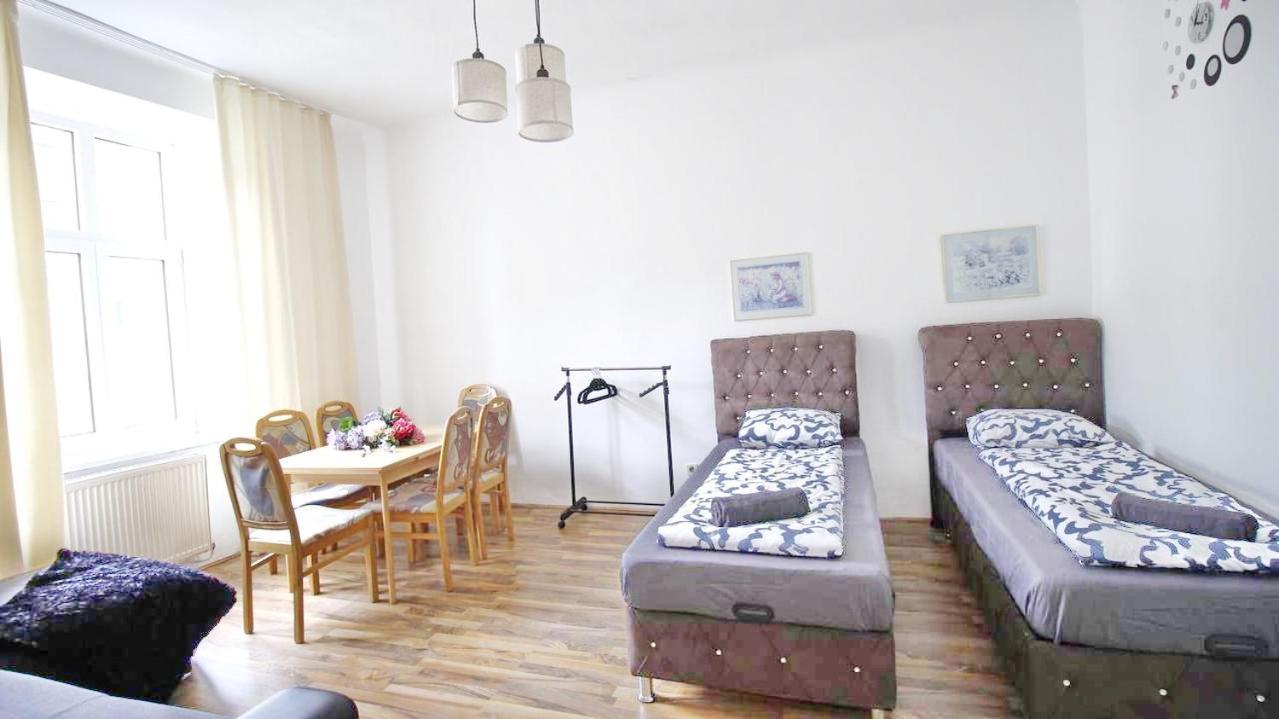 Comfortable Rooms Near Schoenbrunn Palace Hl Viena Exterior foto
